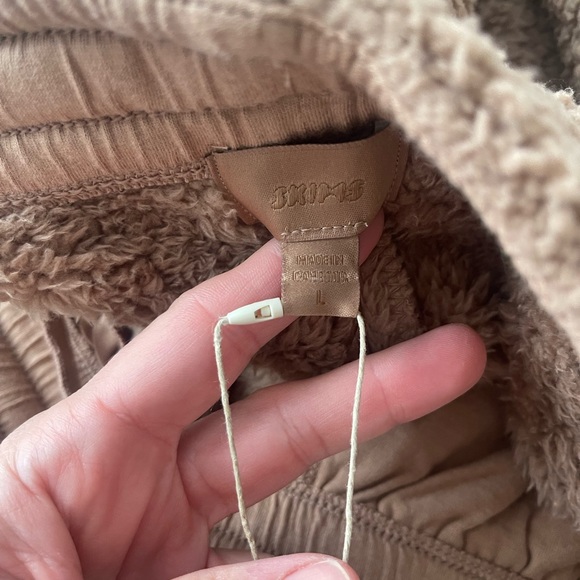 SKIMS cozy pants - Large - Picture 2 of 4
